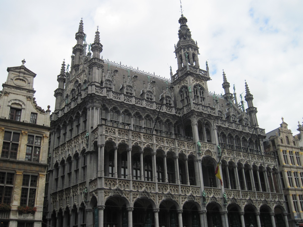 Bruxelles- La Maison du Roi- particolare del Beffroi(torre)